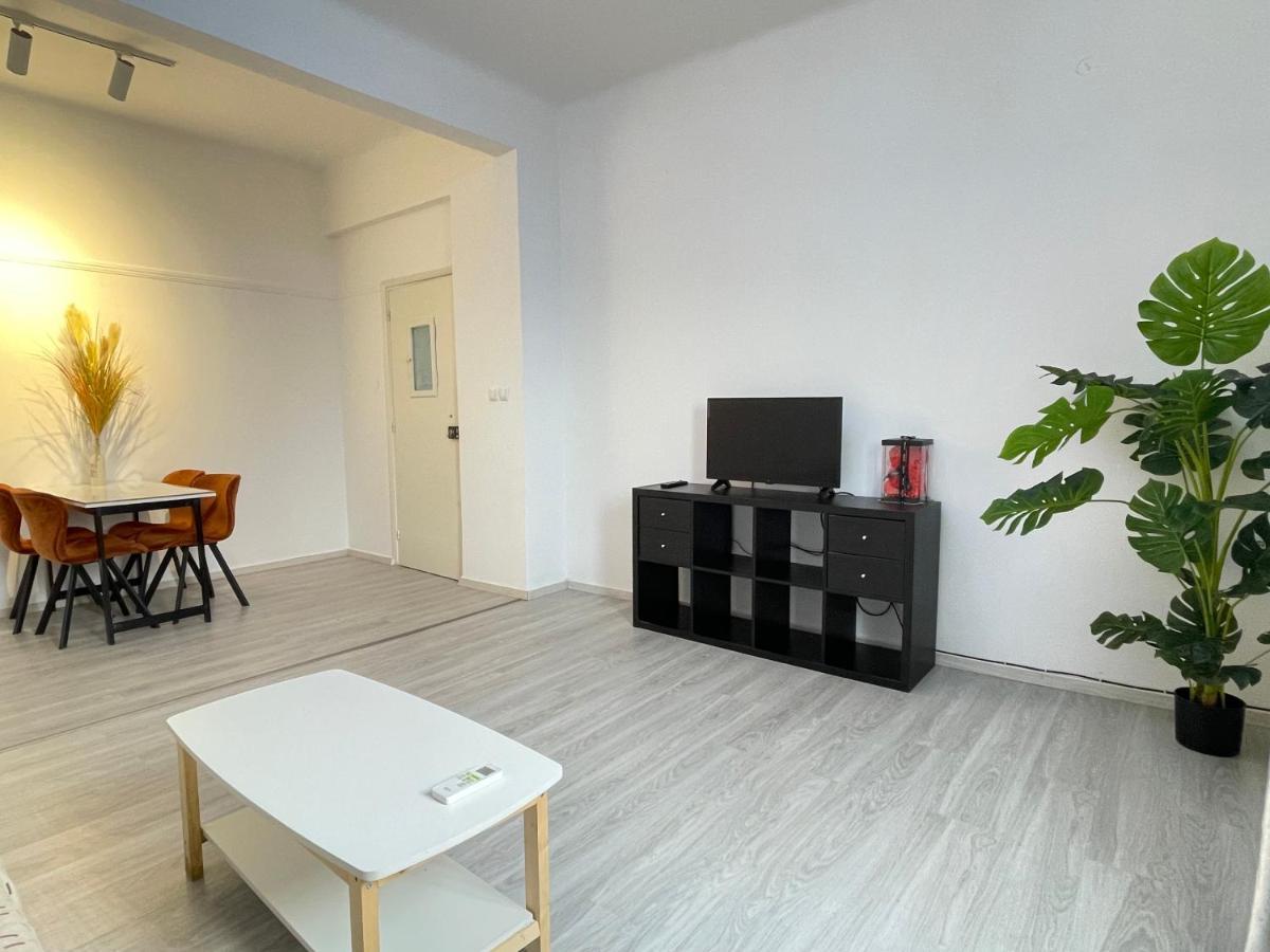 Uoohome7 Garden One Bedroom Athens Exterior photo
